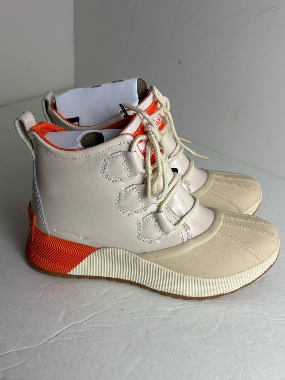 Sorel Womens Out N' About™ III Classic Waterproof Boots, Ivory and orange size 6